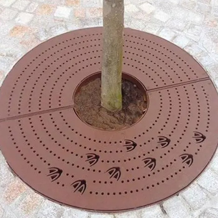 corten steel round delphinium tree grate (2)